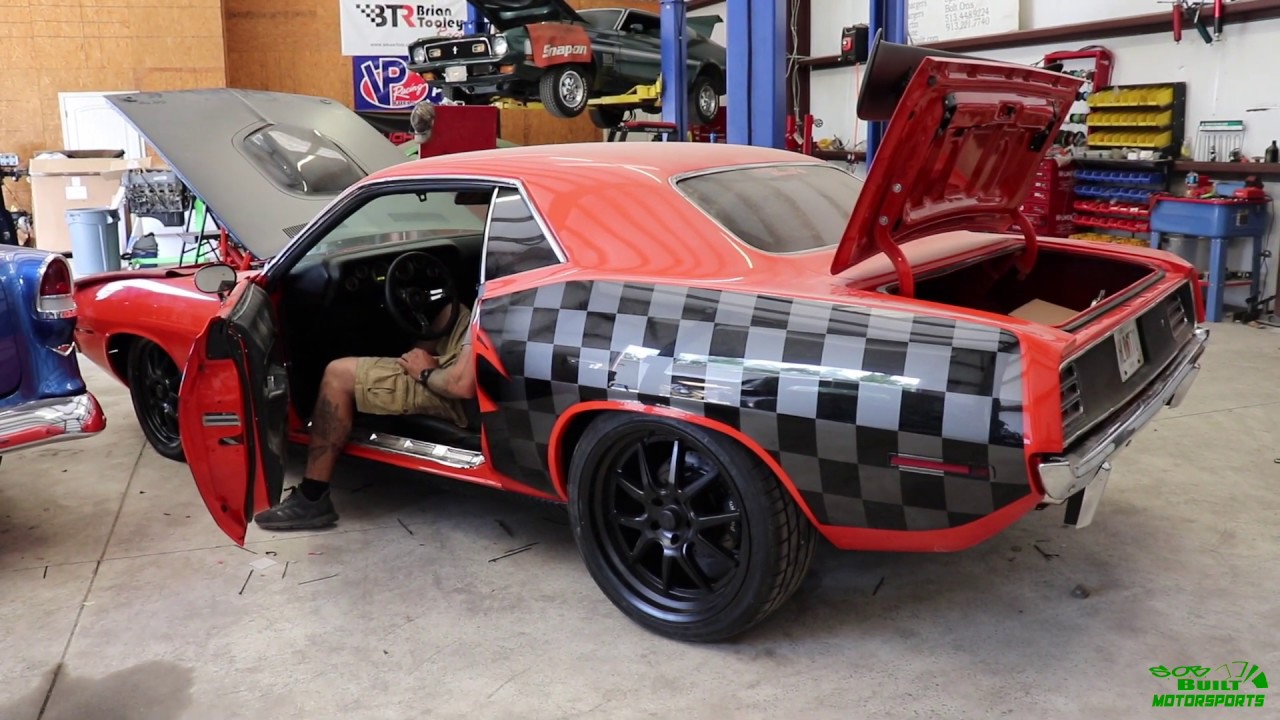 Hellcat Swapped Hemi 'Cuda!