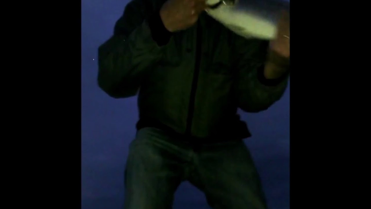 P&ecirc;che du bar au leurre de nuit.... Excitation pure !!!!