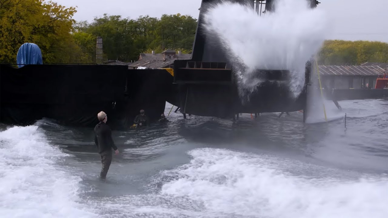 Adam Savage on Blade Runner 2049's Massive Water Set!