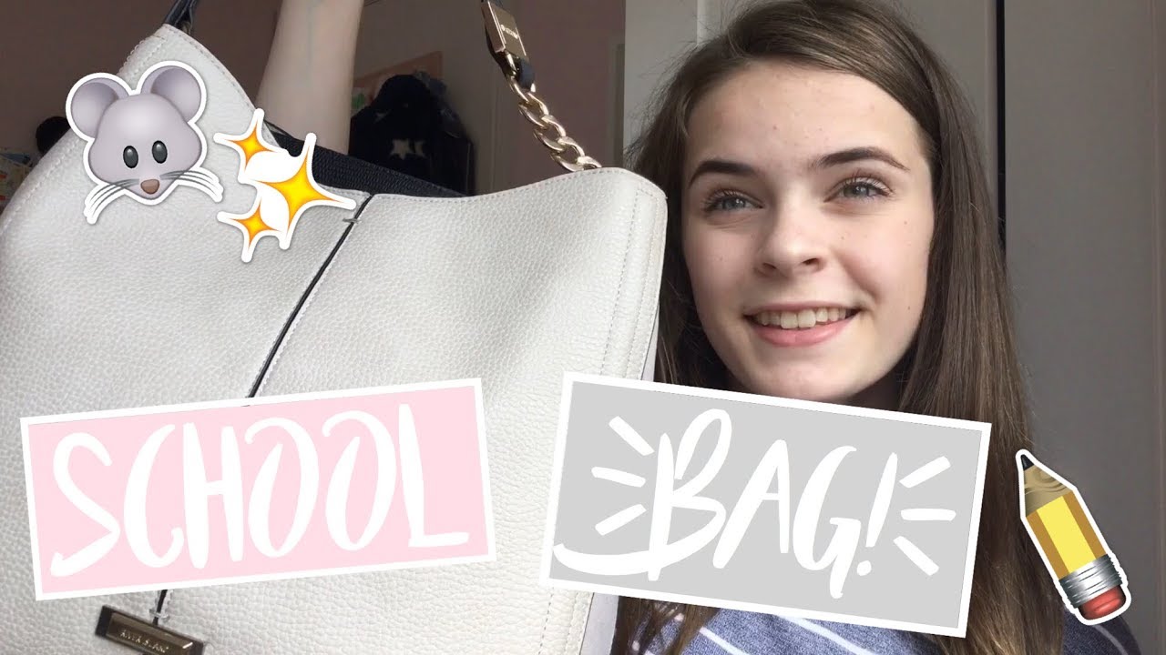 WHAT'S IN MY SCHOOL BAG 2017!
