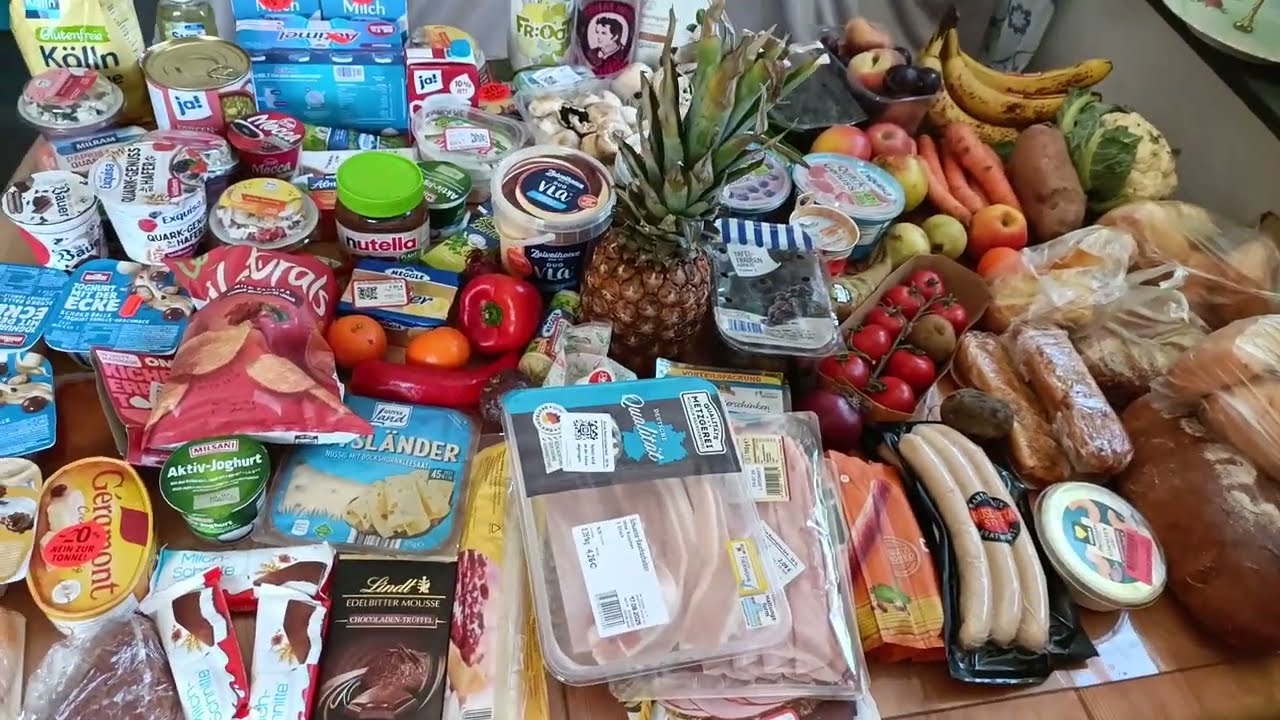 ЧТО Я КУПИЛ НА 3 Евро в Германии - ТАФЕЛЬ (Tafel) ПРОДУКТОВЫЙ НАБОР за копейки  9.09.2025