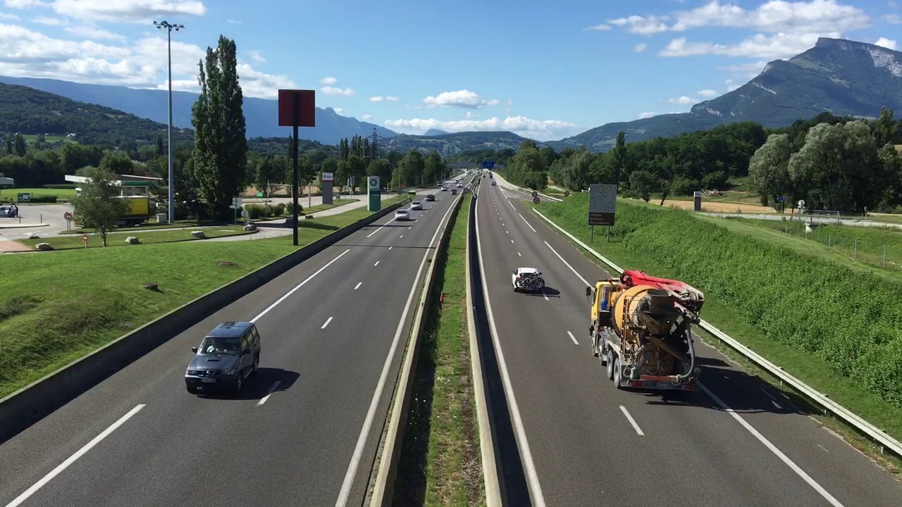 Relaxing highway traffic