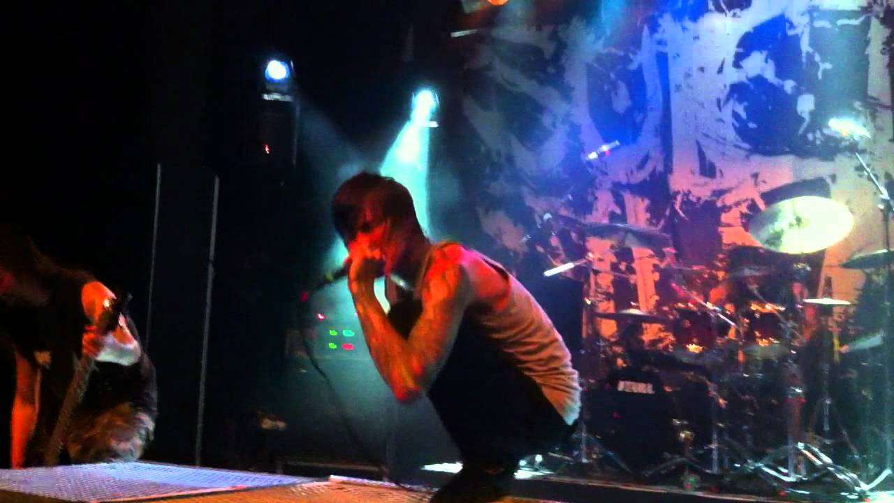 Suicide Silence live "Bludgeoned To Death" and "Fuck Everything" Szene, Vienna 2011