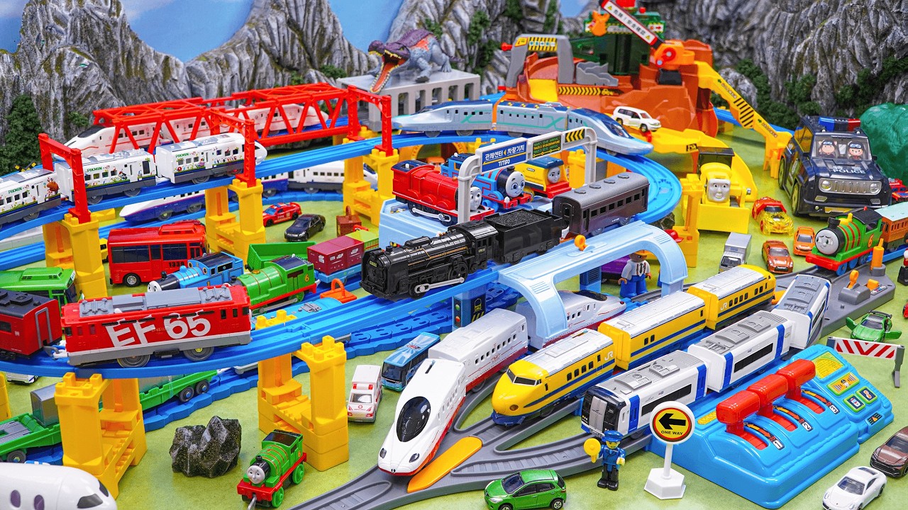 Plarail Shinkansen ☆ Construction of Takara Tomy 4 Way Subway Control Station! 🚄 Too Many Trains! 🚇
