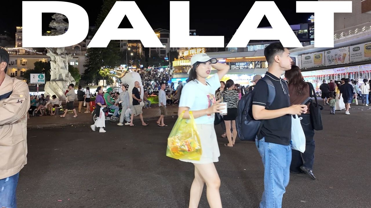 Da Lat Night Market 🇻🇳 | VIETNAM 4K Walking Tour of Famous Street Food & 'Hell Market'