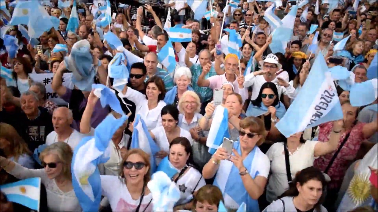 Himno Nacional completo cantado frente al Obelisco de Buenos Aires - Marcha del Millón 19O 2019