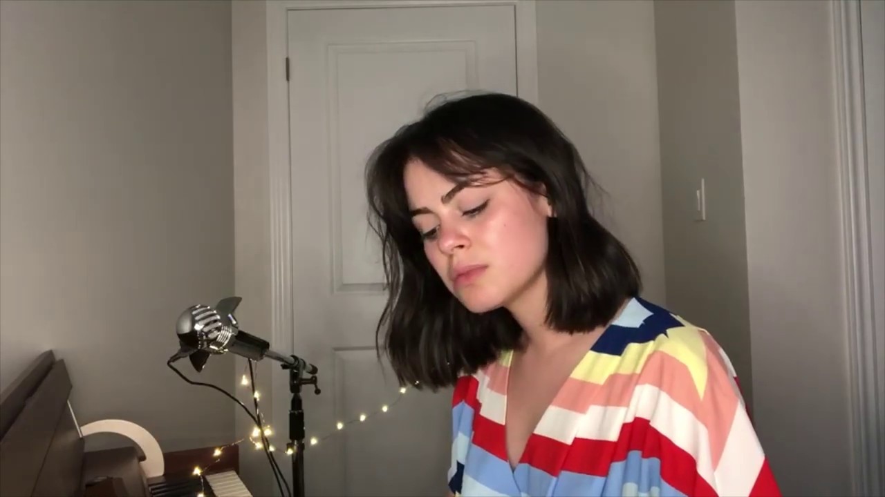 Alyssa Baker - I Say A Little Prayer Aretha Franklin (Cover)