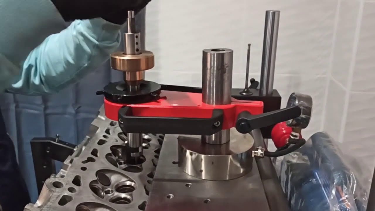 Wytaczarka - Manual valve seat machine
