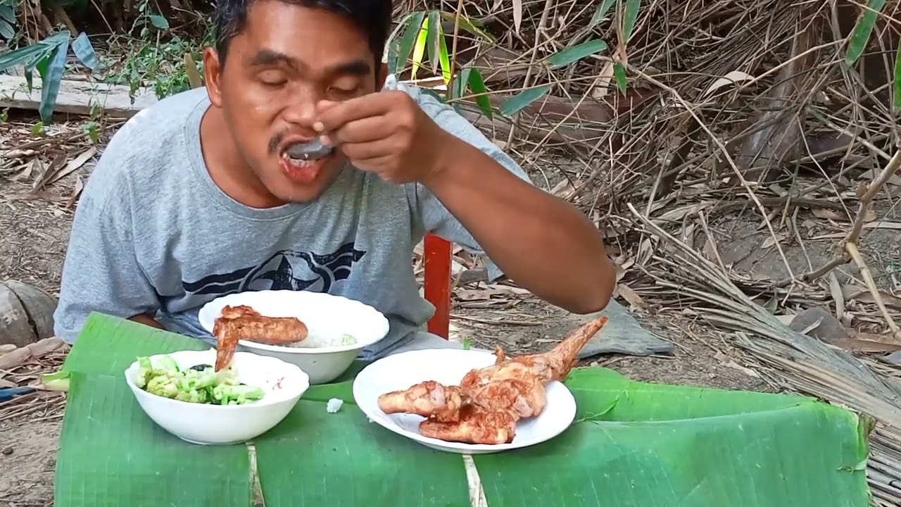 កាប៉ីឆាស**មាន់អាំងស្លាបបងប្អូនញ៉ាំទាំងអស់គ្នា