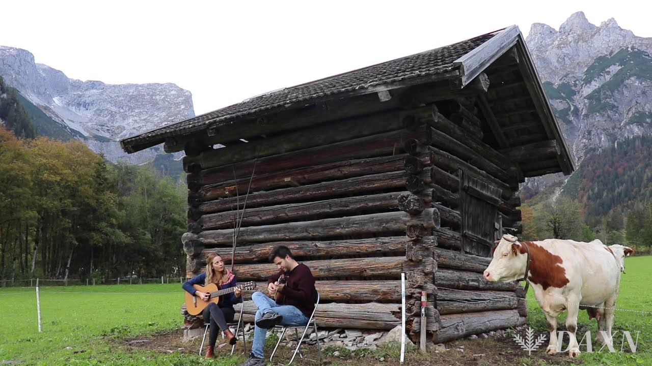 Beim Stadei - Gitarrenmusi - Volksmusik - DAXN