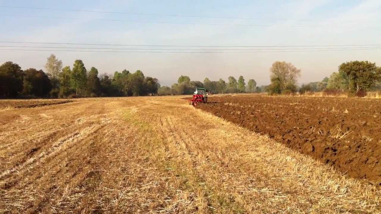 John Deere 5820+Ünlü Pulluk