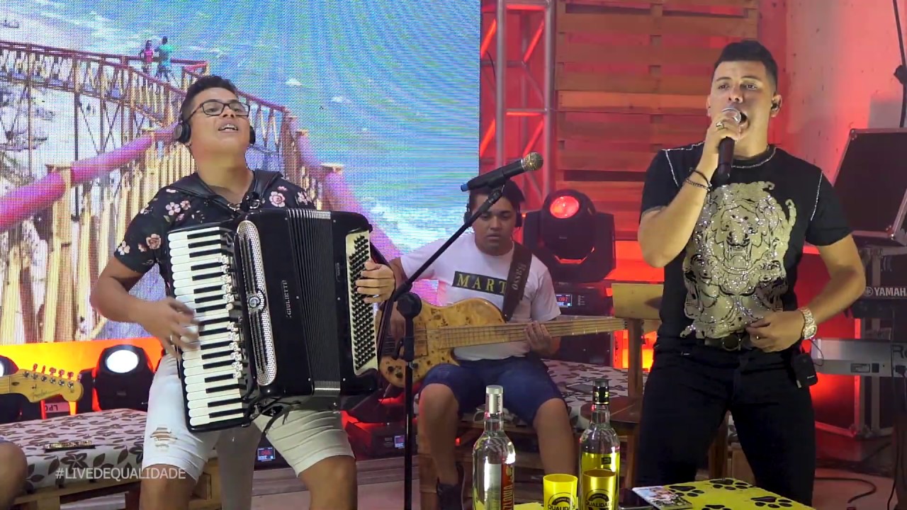 FORRÓ DE QUALIDADE (LIVE QUALIDADE IN CASA)
