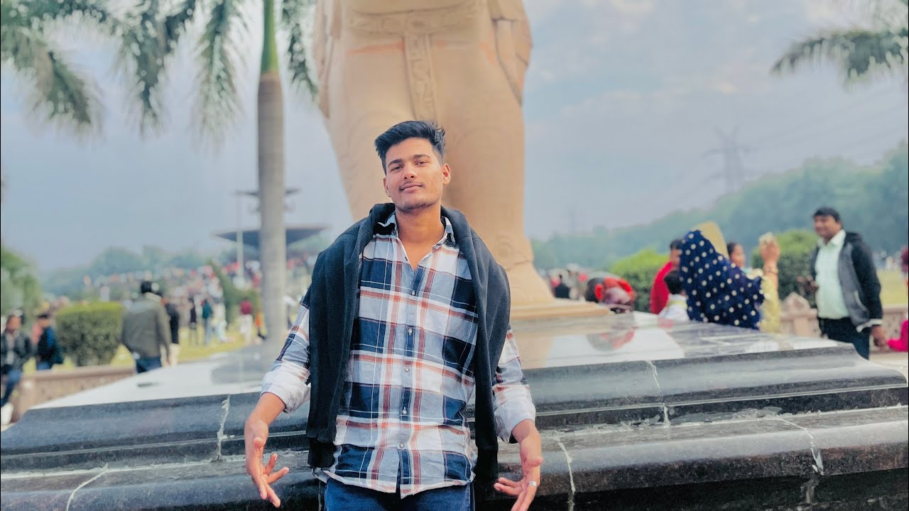 @monisrayasaifi9 // park blog (Mayawati park) #noida mini 