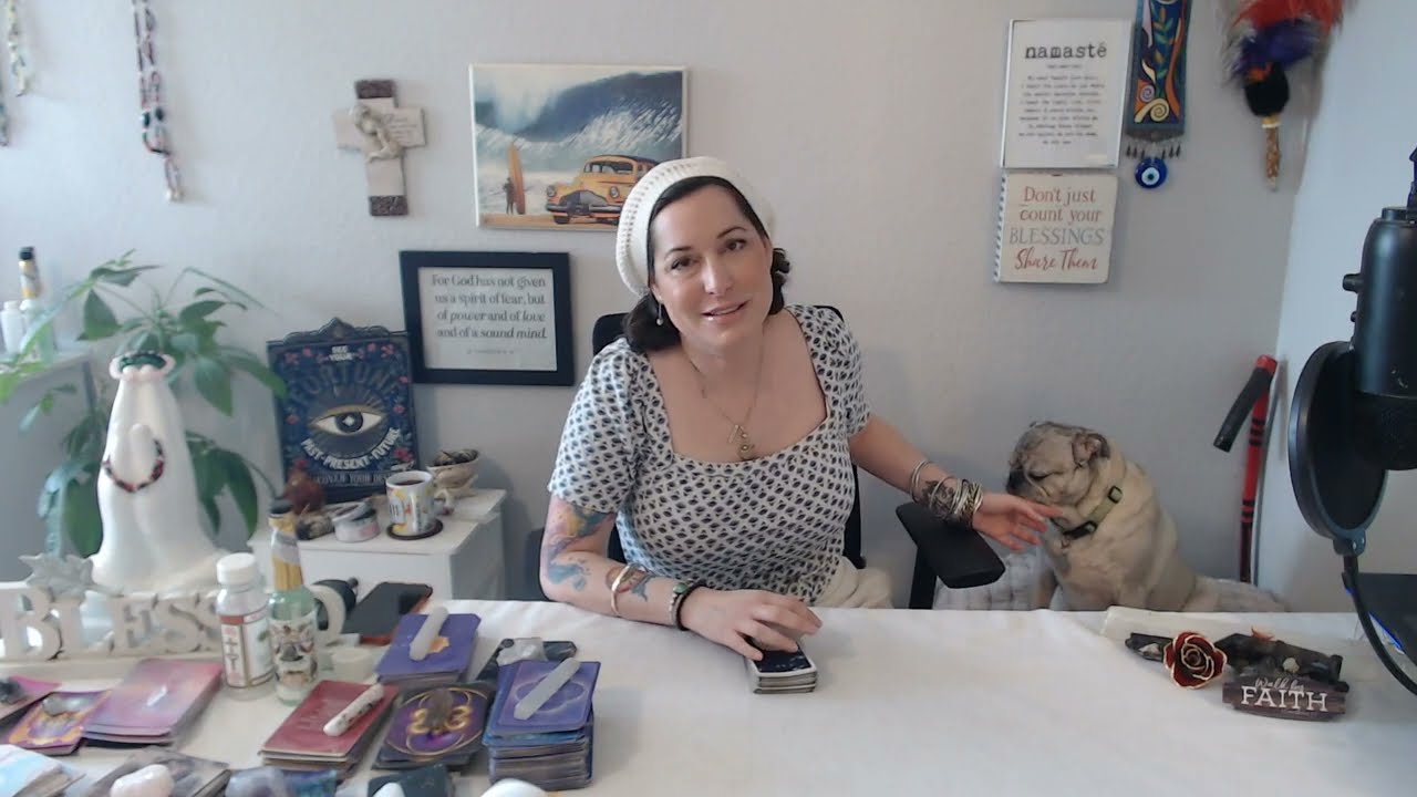 1111 U R BEING BLESSED BY THE DIVINE & SOMEONE IS OBSESSIVELY WATCHING  #tarot #tarotreading #divine