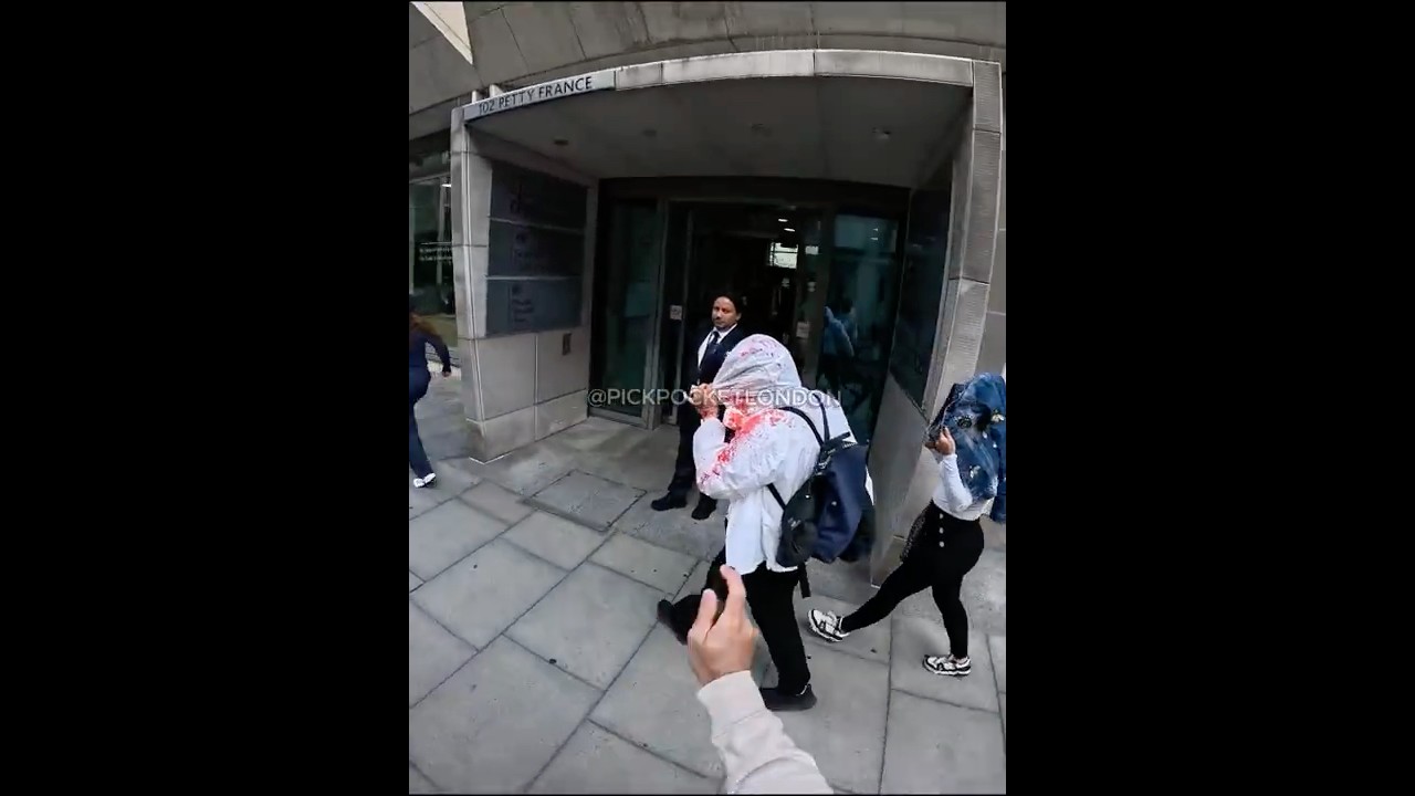 Pickpockets caught red-handed, literally, outside the Court of Justice and we gave little of Justice