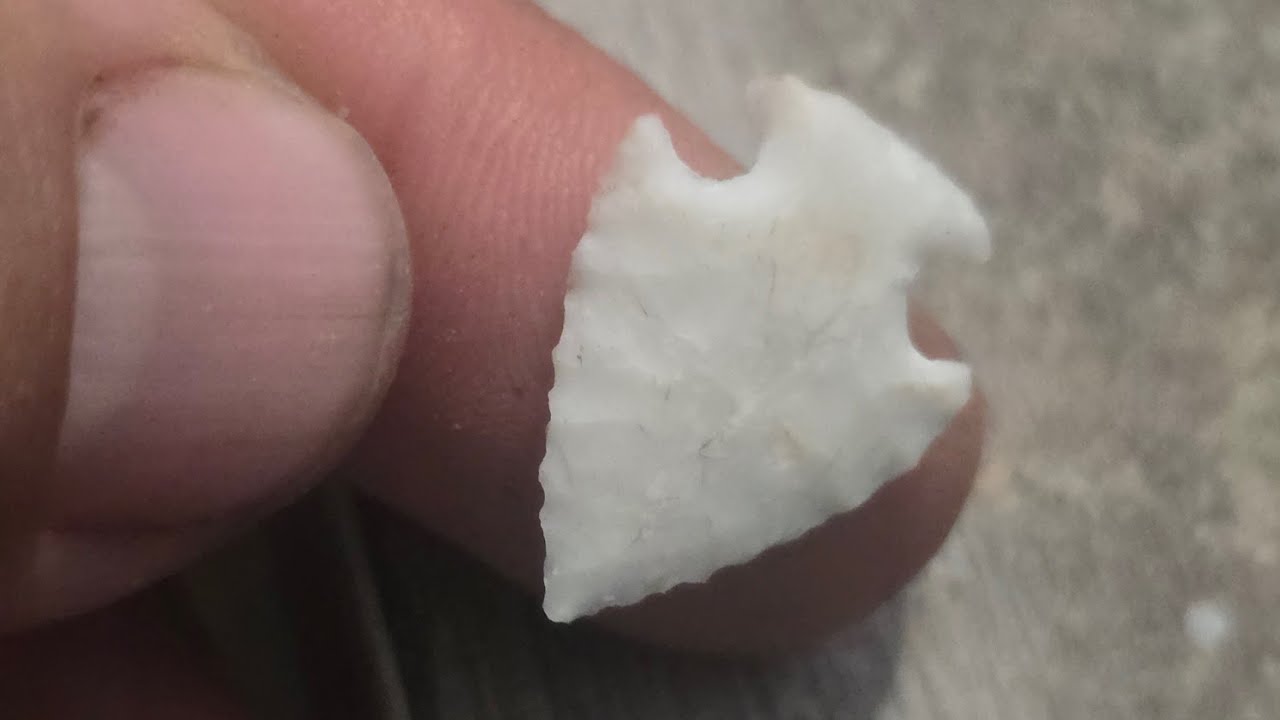 Flake to micro arrowpoint. Antler pressire flaking/knapping. 