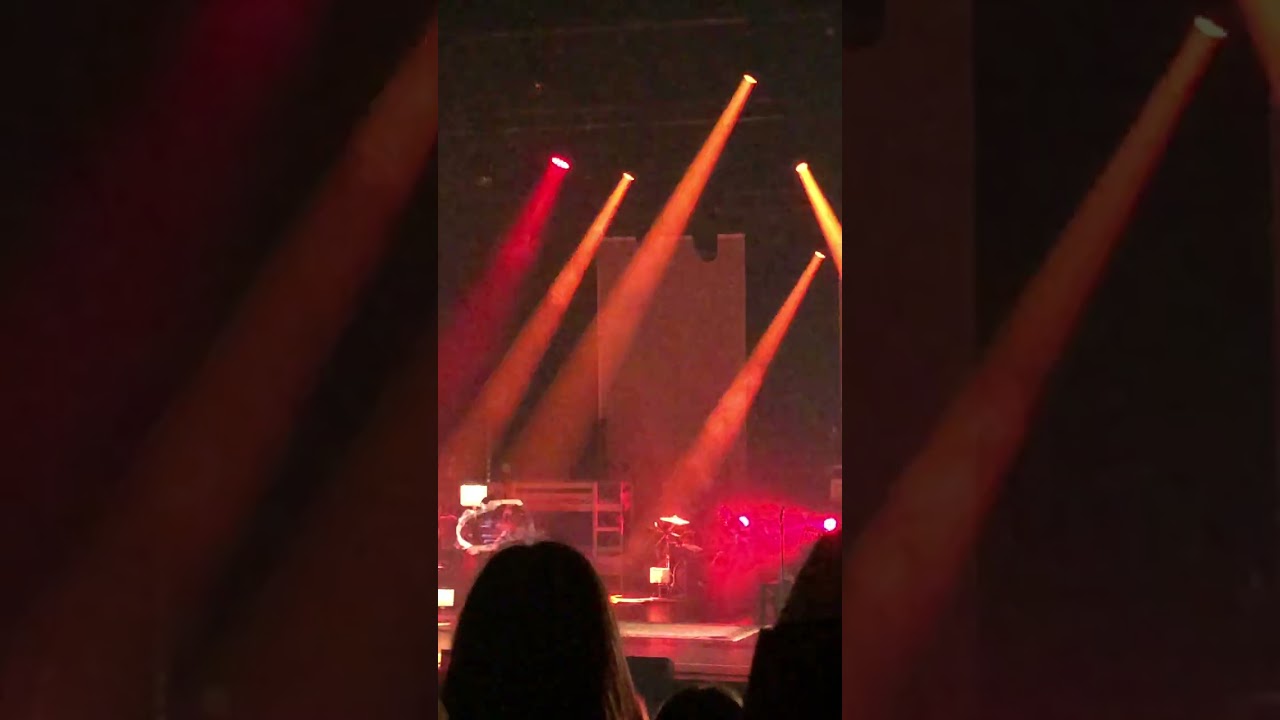 Angelina Mango canta “Pacco fragile” all’auditorium della Conciliazione a Roma il 04/03/2026