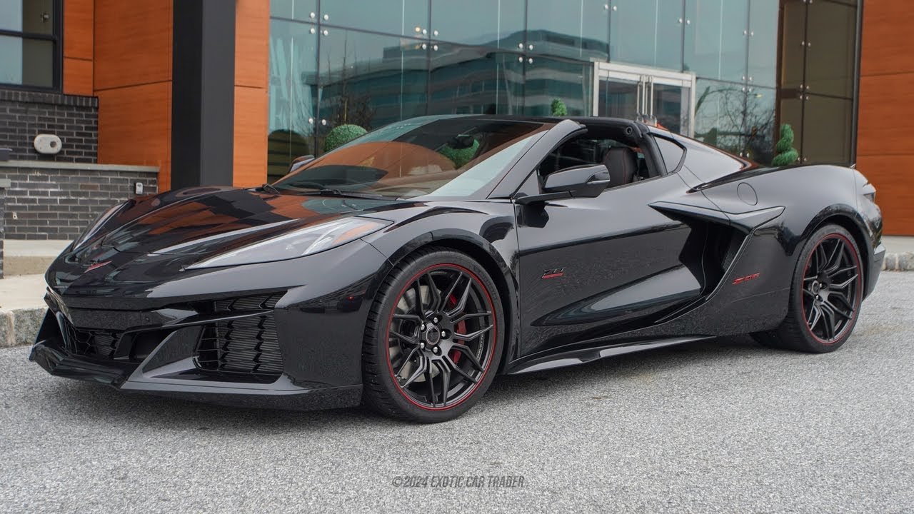 2023 Chevrolet Corvette Z06 Coupe 3LZ 70th Anniversary Edition Walk-around Video