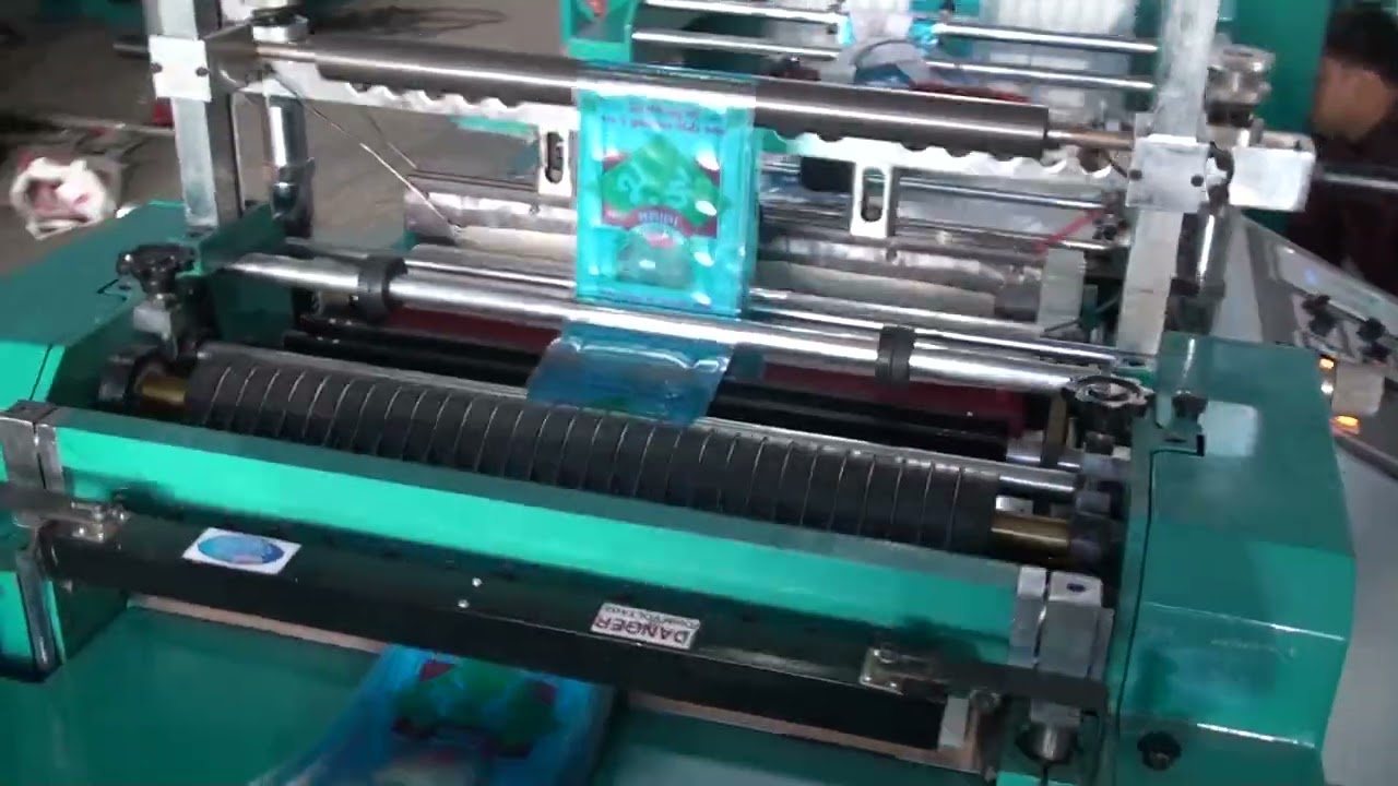 Bottom Sealweld and Cutting Bag Maker Machine