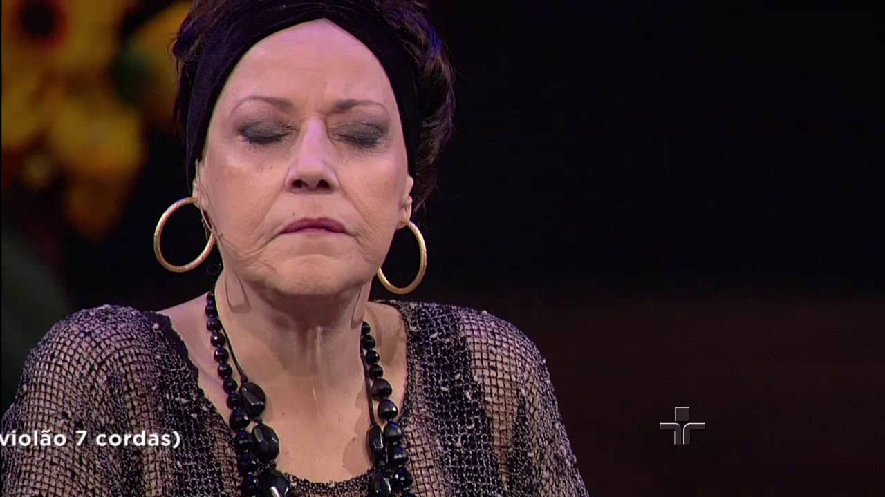 O que tinha que ser, por Célia