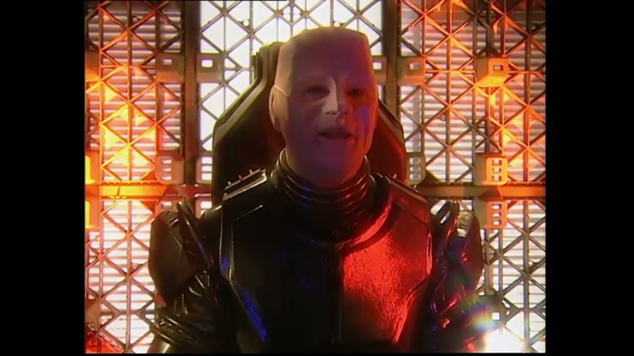 Rob Llewellyn Corpsing as Kryten from Red Dwarf's 