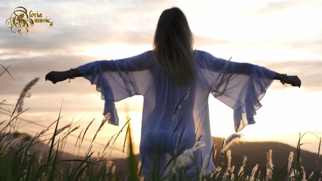 Dabin - Bloom (ft. Dia Frampton) GloriaMusicVideo