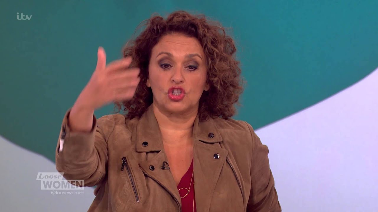 Should An Addicted Boy Be Allowed To Smoke His E-Cig At School? | Loose Women