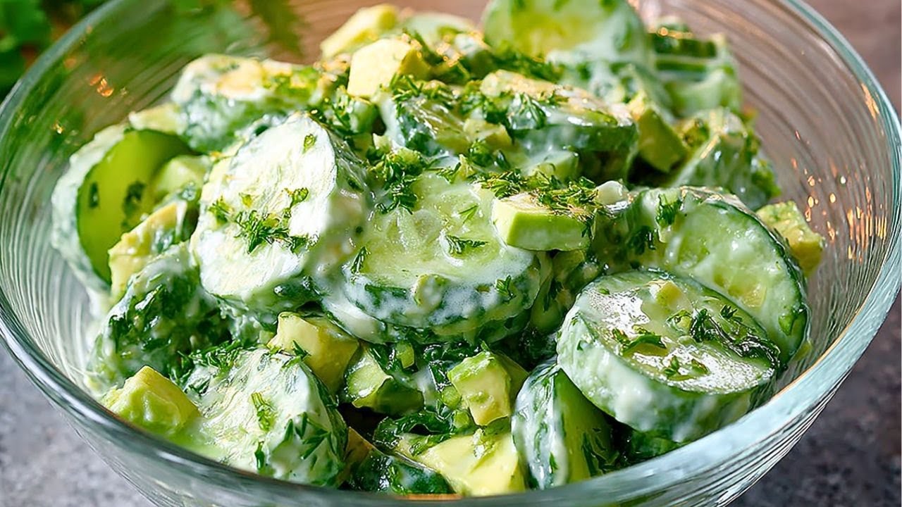 DIESER Trick macht deinen Gurkensalat 10x besser! Der BESTE Sommersalat  den du je gegessen hast!