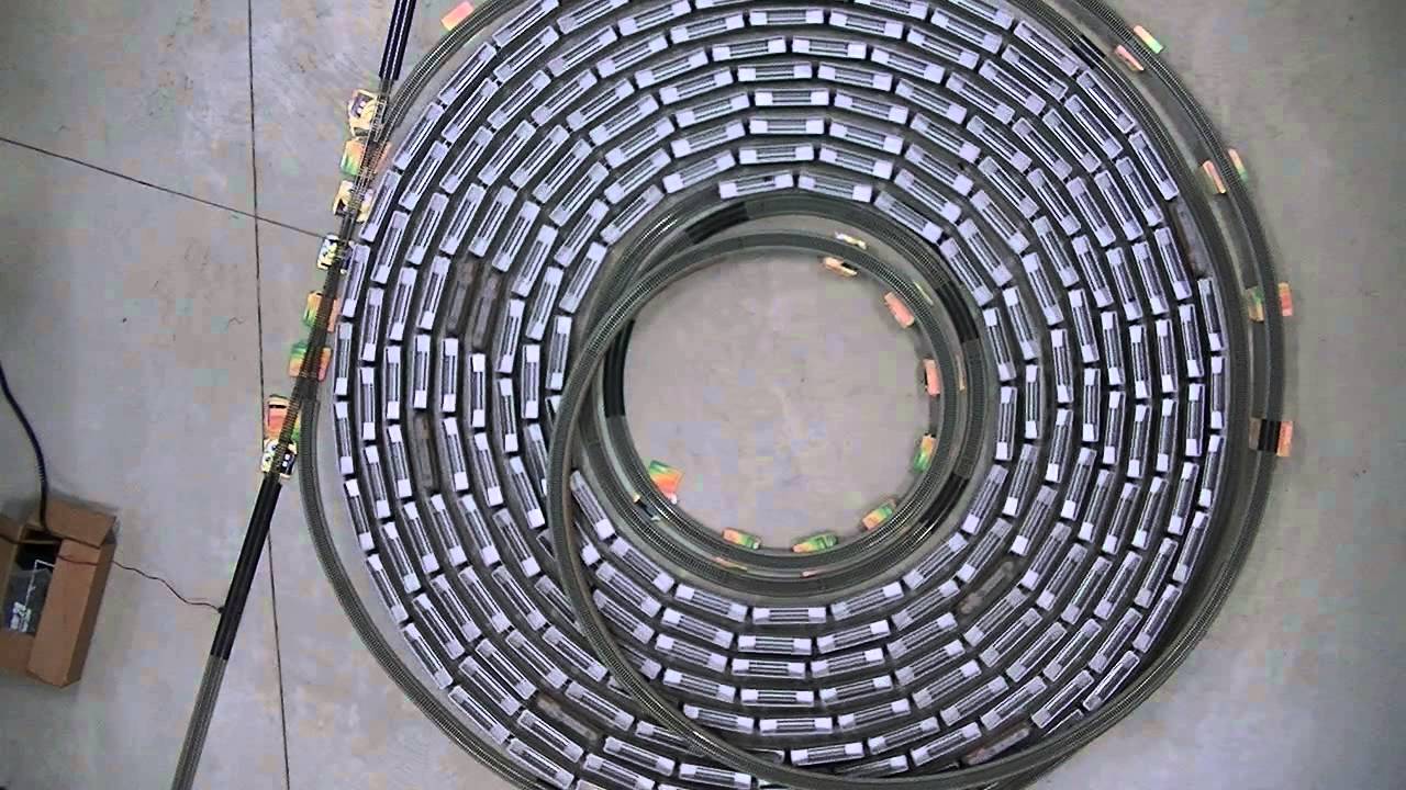 The Spiral with Ho Scale 8 Engines and 228 cars ( Birds Eye view )