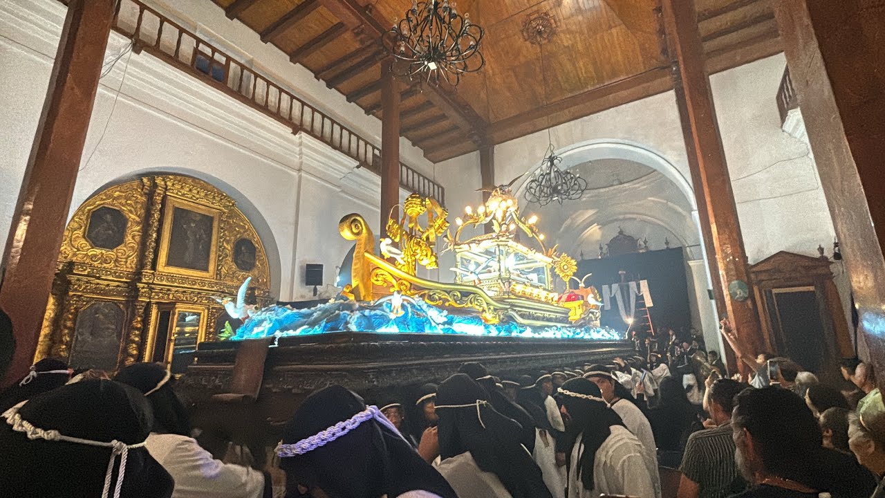 Solemne Cortejo Procesional, Templo Colonial de Santiago Apóstol en Chalchuapa - 2025.