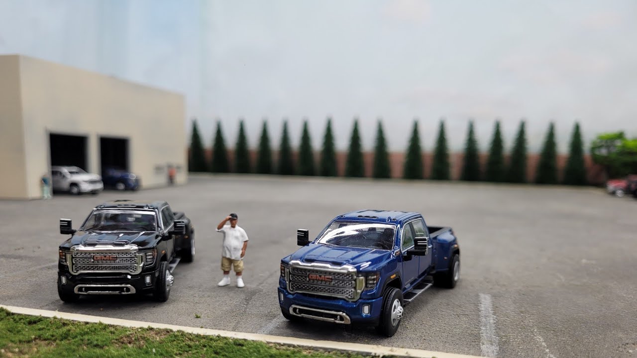The hottest collectible 1/64 Scale GMC Sierra  3500HD Denali Dually