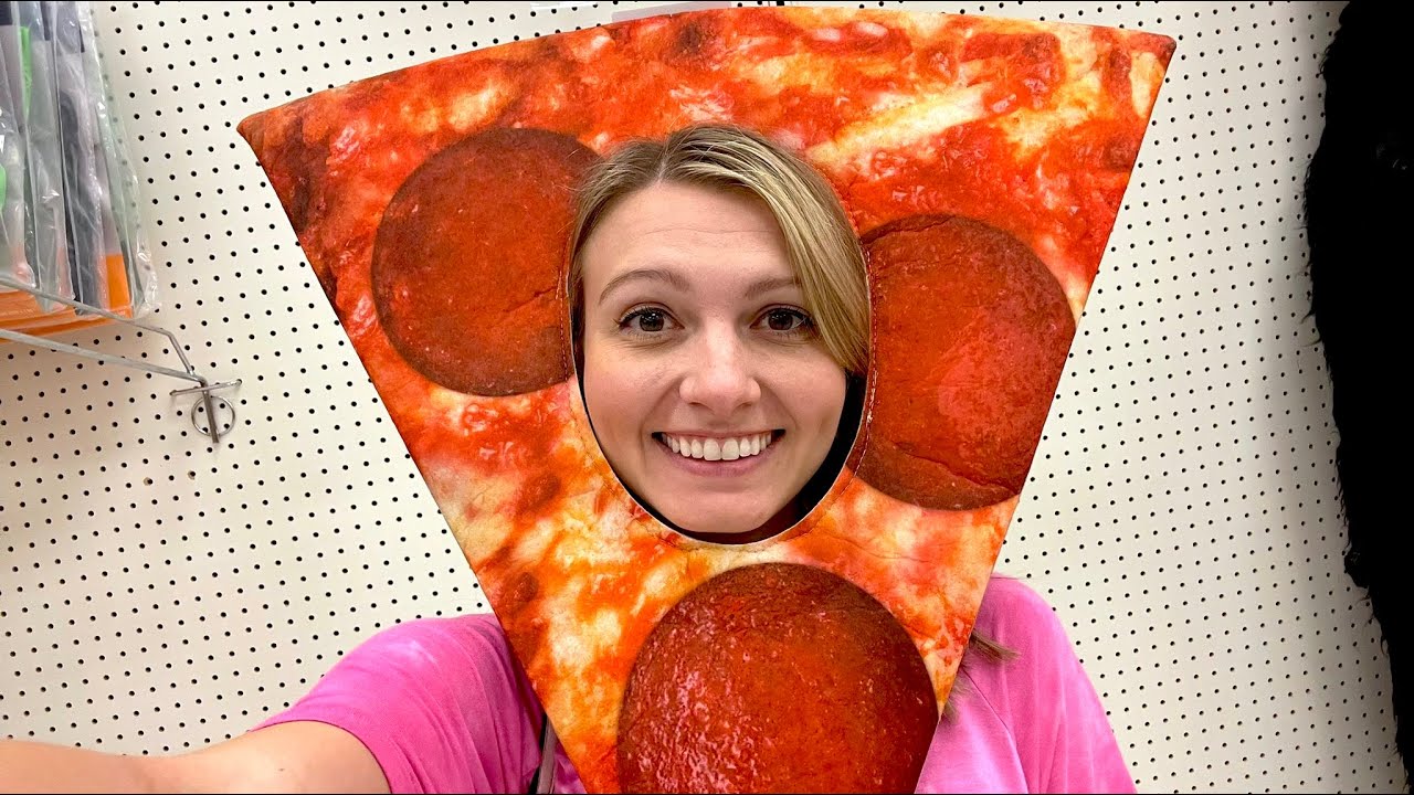 Baking a Homemade Pizza LIVE!