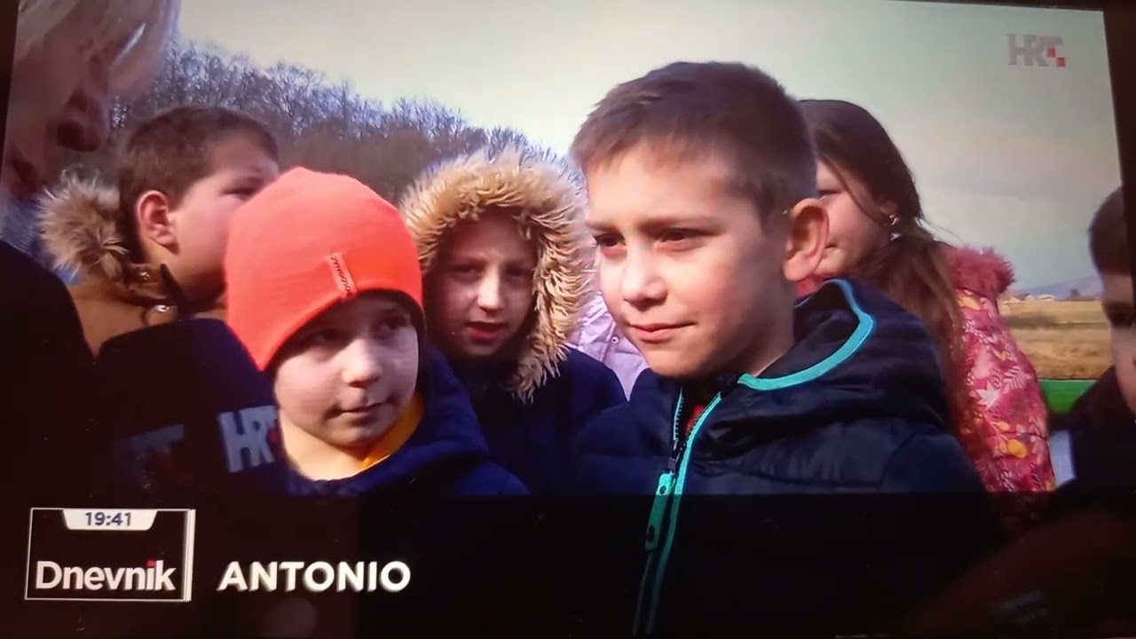 I mi idemo u &scaron;kolu: Osnovna &scaron;kola Zrinskih i Frankopana Otočac