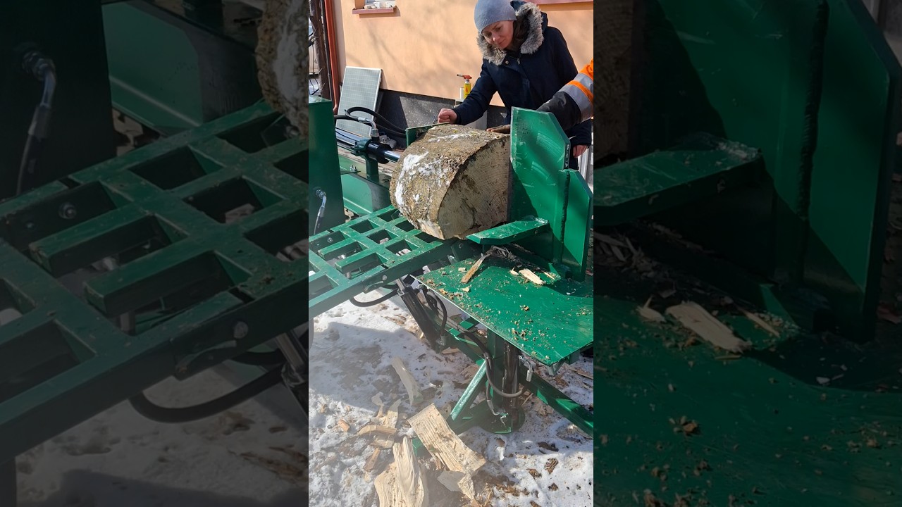 Maszyna kt&oacute;ra zmienia drewno w opał #woodprocessing #firewood #ŁuparkaNAwypasie!