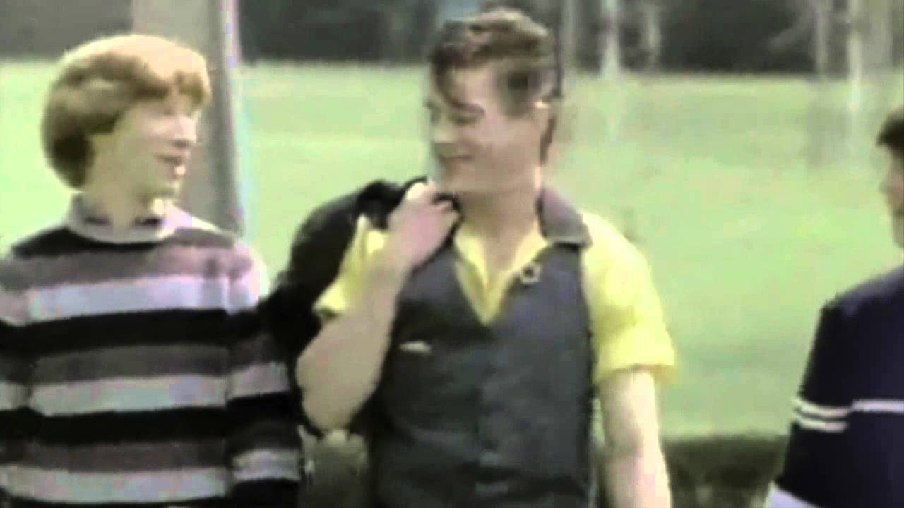 Steve/Tony - To Young for Love