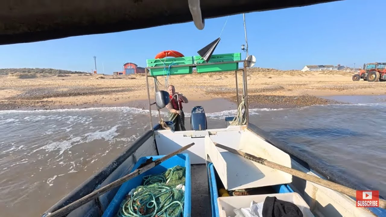 Tonnes of fish self launching. Sunk the nets in 5 min. Filled the lobster & crab pot bait tubs.