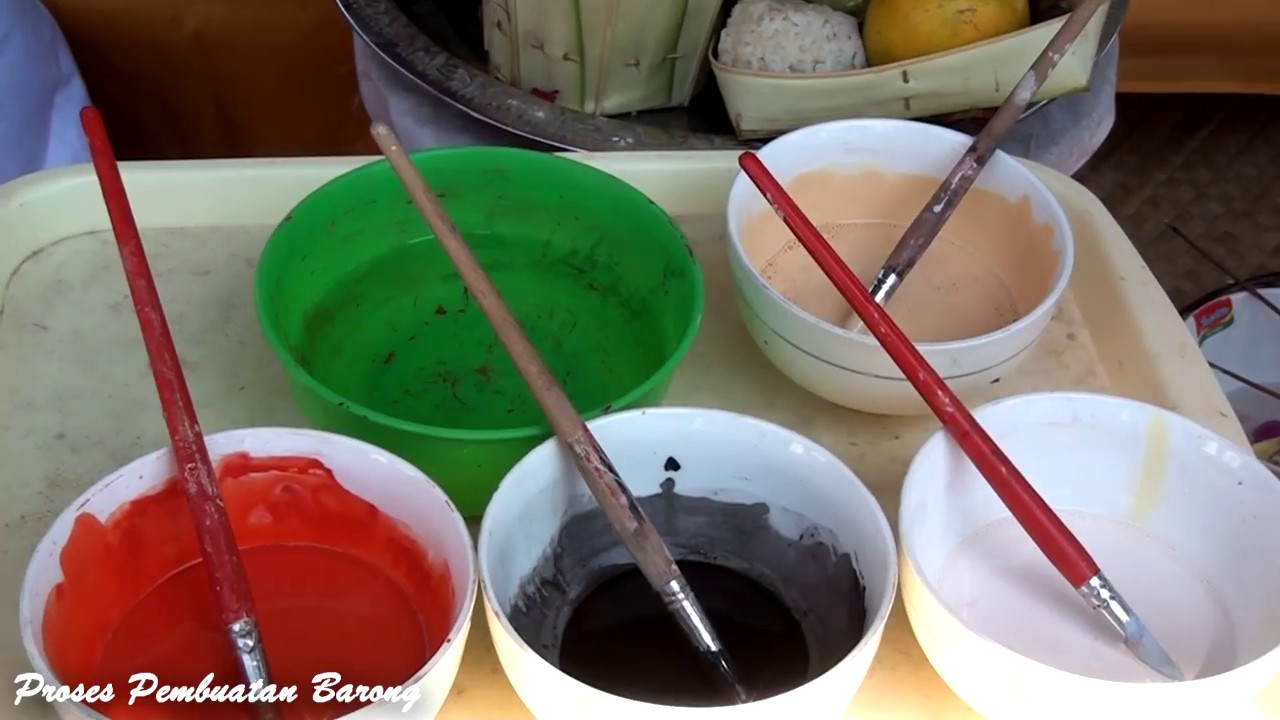 Proses Pembuatan Barong Sakral