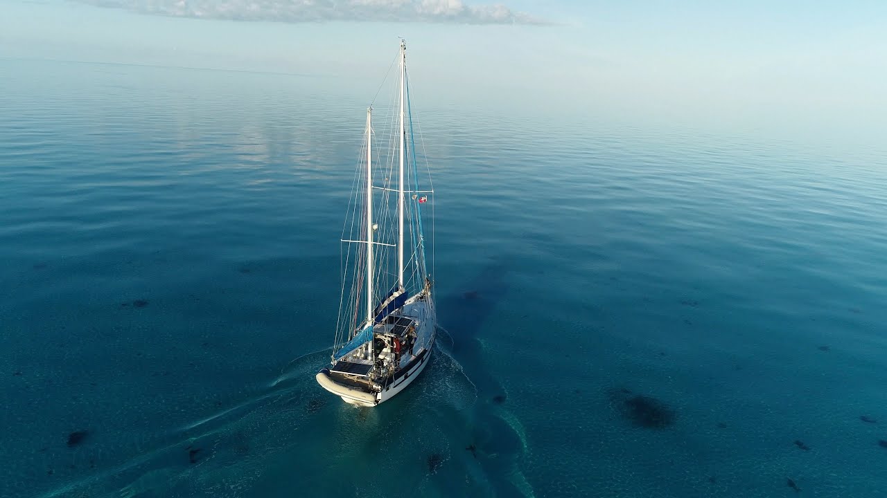 2: Magical Great Bahama Bank crossing & swimming with stingrays