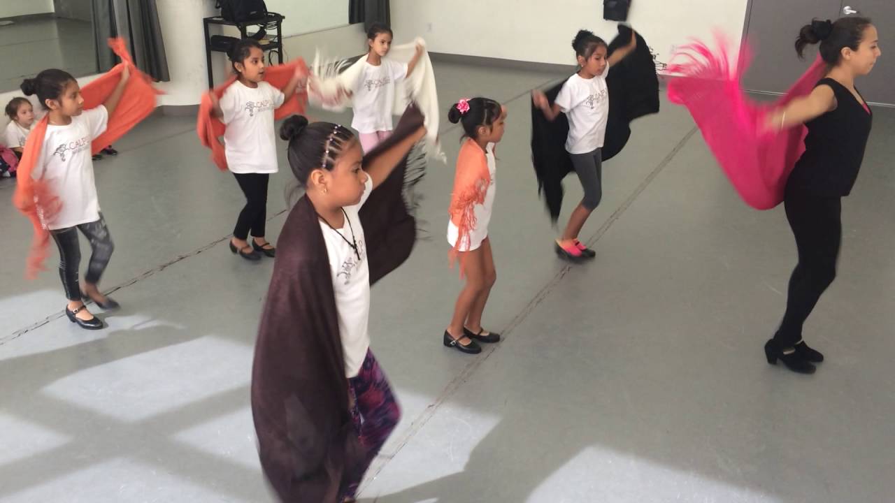 Queens (Spaceworks): Baile de los rebozos