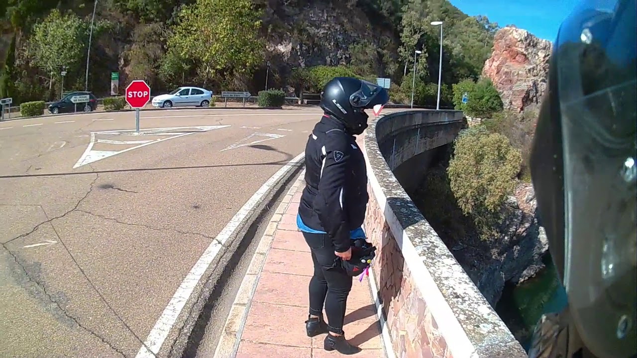 VIAJE EN MOTO 125CC POR EXTREMADURA # Valdecaballeros y Guadalupe