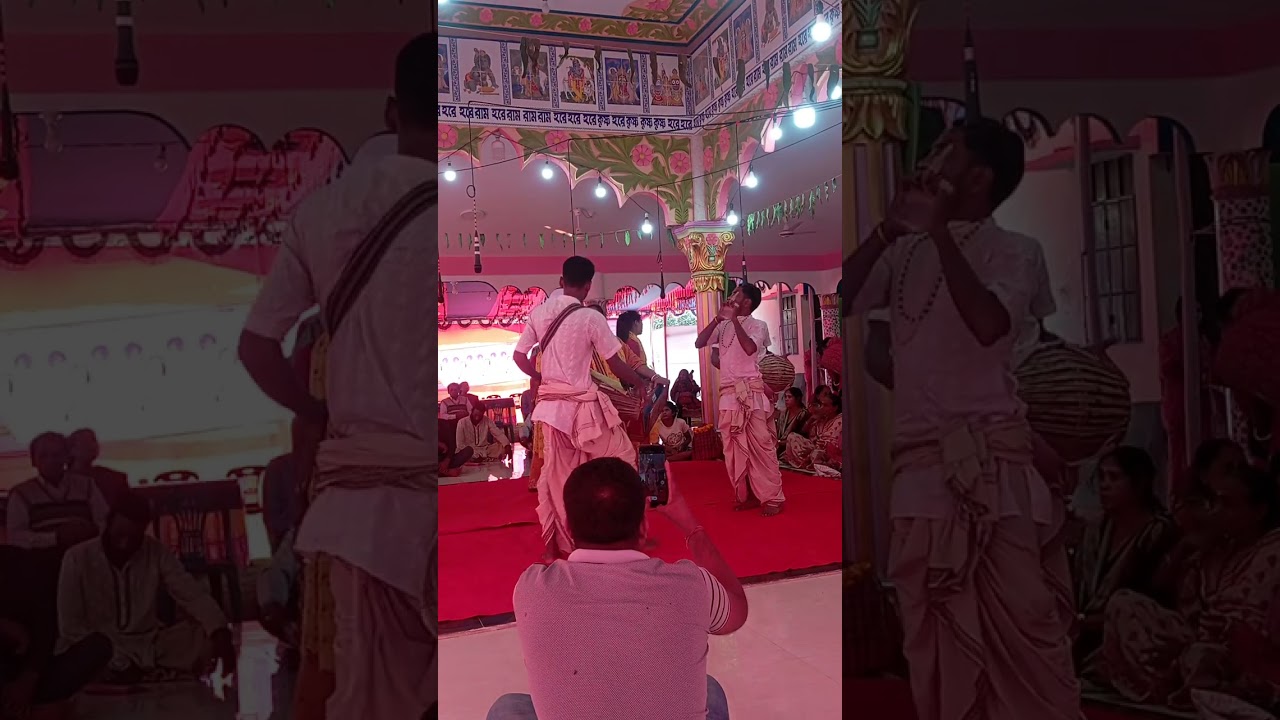 সীমা সম্প্রদায় গোপালগঞ্জ মধুর কন্ঠে হরিনাম করলেন স্থান শ্রী কৃষ্ণ মন্দির টান ঘোড়াশাল পলাশ নরসিংদী 