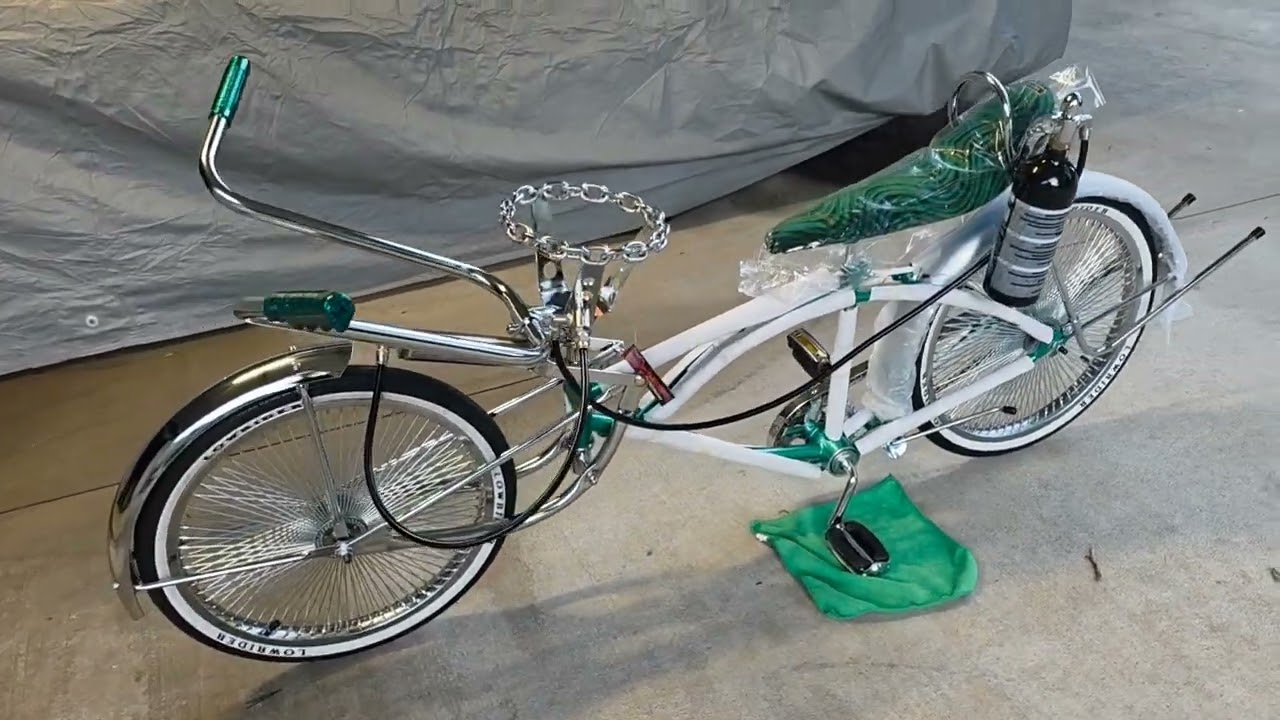 Brand new custom lowrider bike on air suspension!