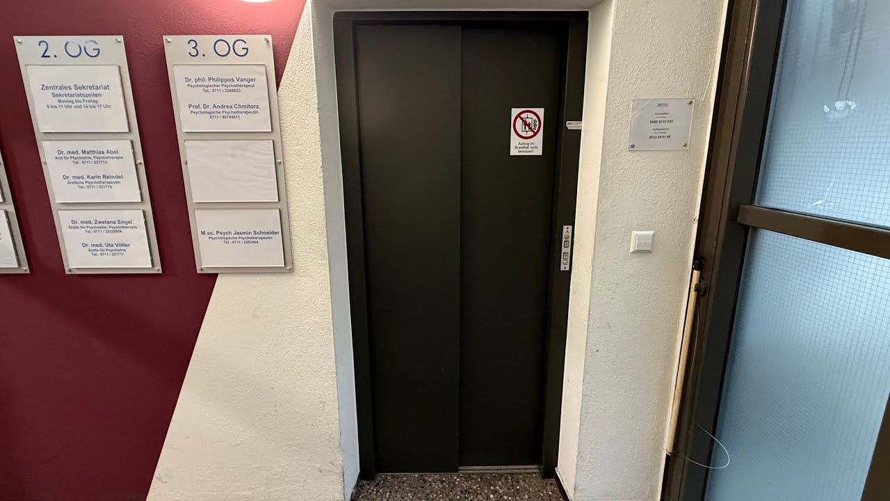 Originaler Thyssen Aufzug (Stuttgart) Calwer Straße 25