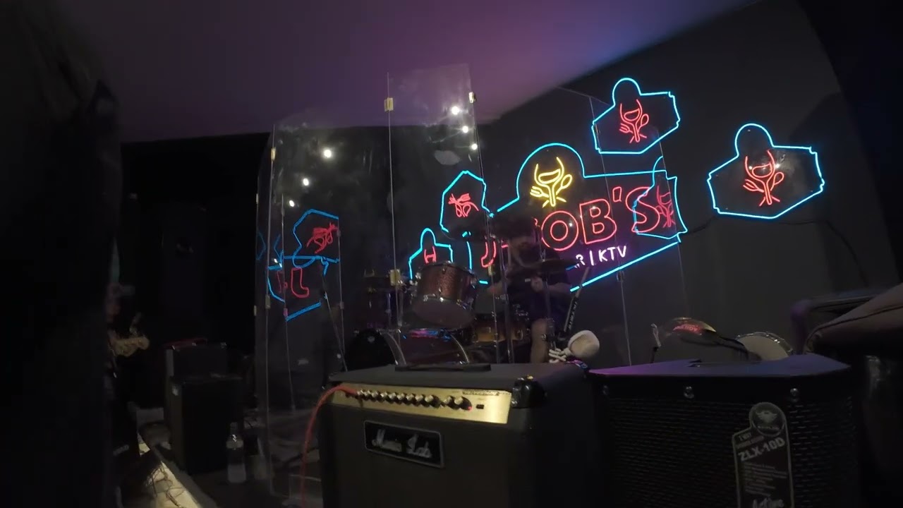 IT&rsquo;S A SMALL WORLD - TWINKLEDUDU