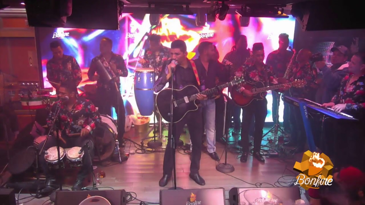 El Varon de la Bachata 03-01-19 en Bonfire Mofongo House and Lounge En Vivo