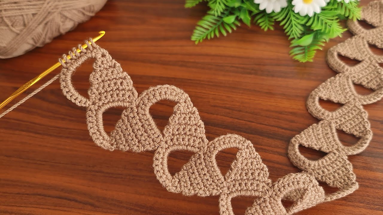 Woww!. 😇 Super Easy!. Tunisian Crochet hairband, bag handle, belt model video tutorial.