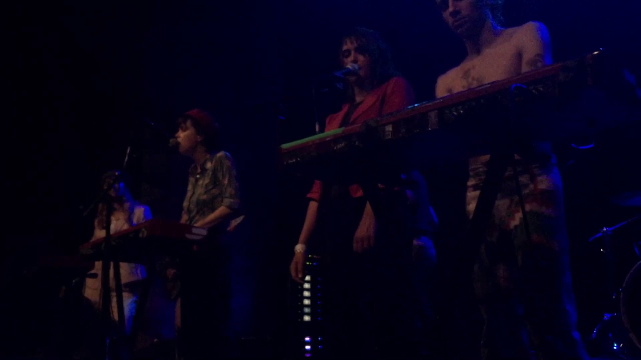 La Femme - Vagues live en vie 10/25/16 @ Regent Los Angeles