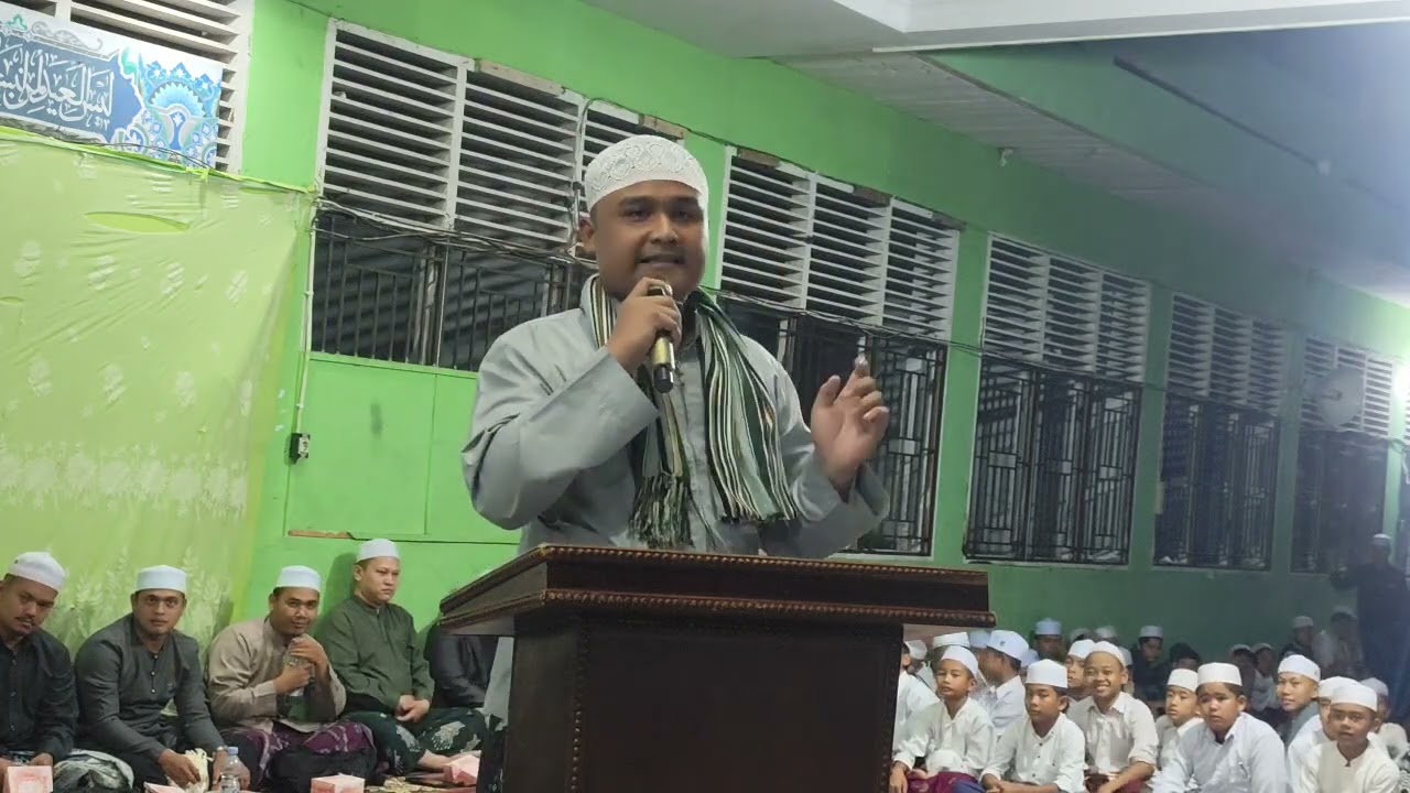 Bahaya HP/ Pidato Santri Musthafawiyah Saat Peringatan Isra' Mikraj Nabi/ Ponpes Musthafawiyah 