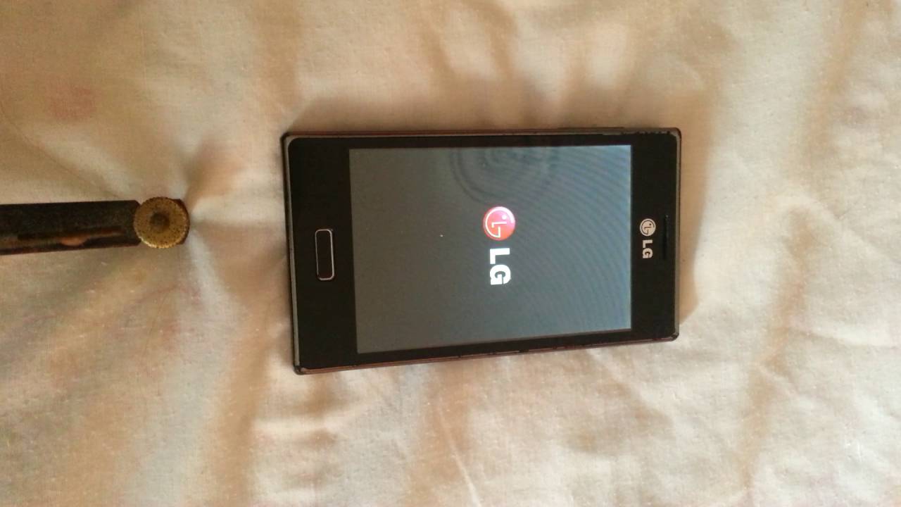 How to hard reset LG E 610 L5 ?