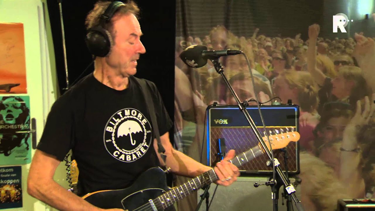 Live uit Lloyd - Hugh Cornwell - Peaches